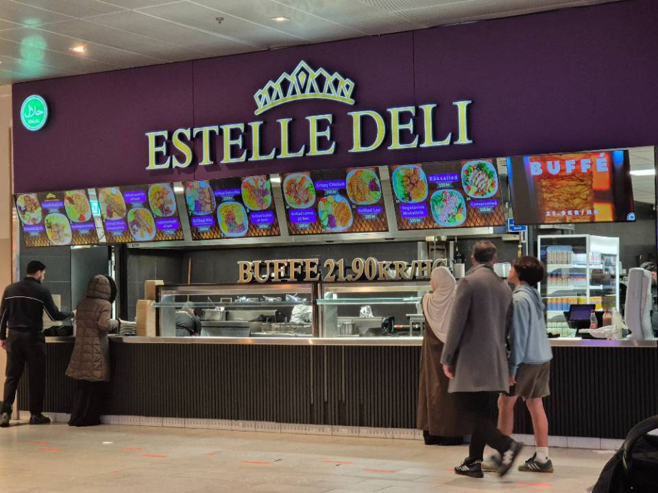 Estelle Deli post by Hellen Sindo